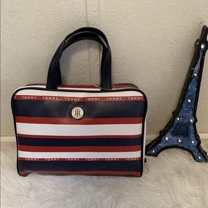 tommy hilfiger makeup case